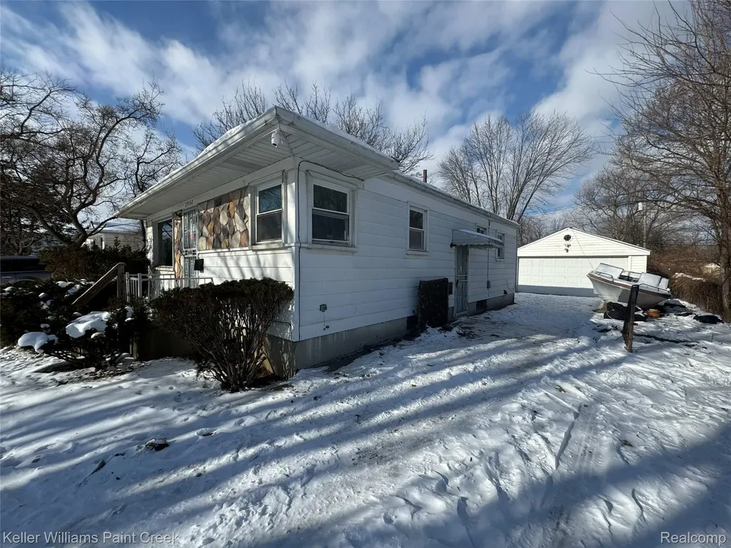 29142 Rosewood Street Inkster City MI 48141
