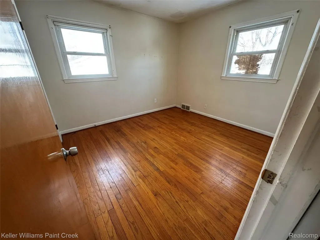 29142 Rosewood Street Inkster City MI 48141