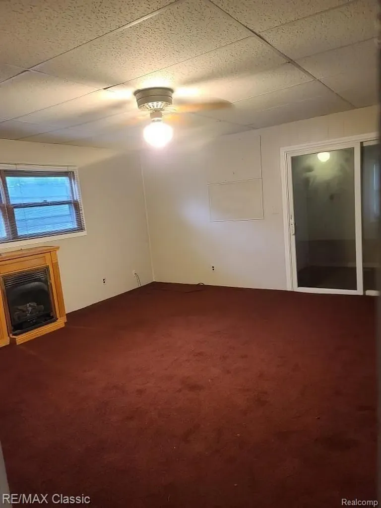 304 Baker Street Royal Oak City MI 48067