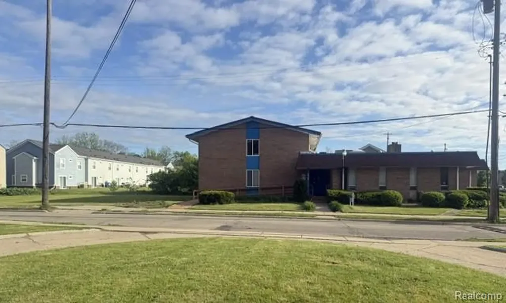 575 Louisa Street Flint City MI 48503