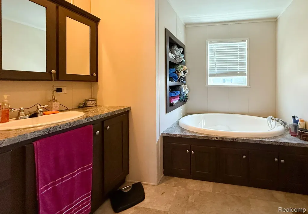 389 Rustic Lane N Sumpter Township MI 48111