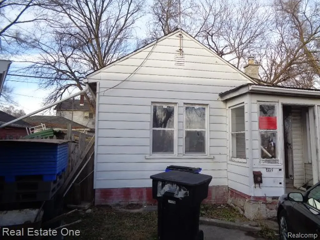 14995 Maddelein Street Detroit City MI 48205