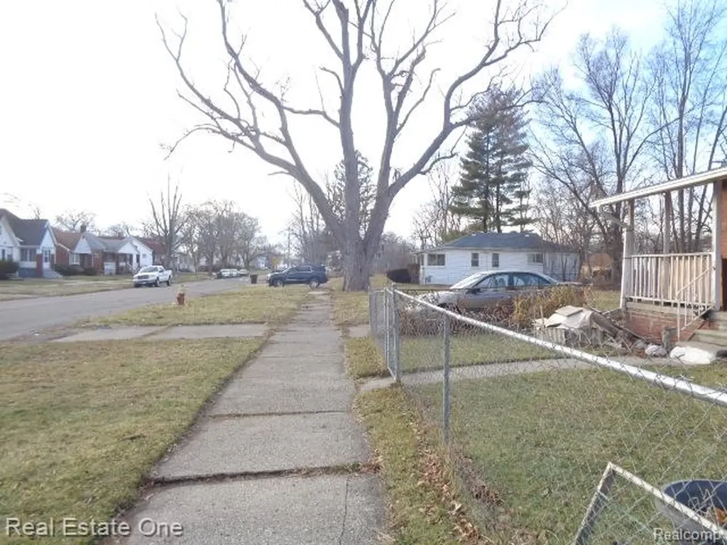 14995 Maddelein Street Detroit City MI 48205
