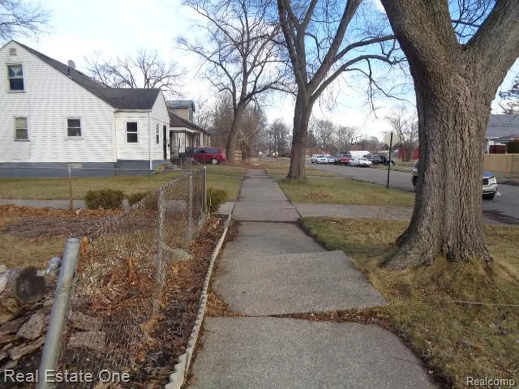 14995 Maddelein Street Detroit City MI 48205