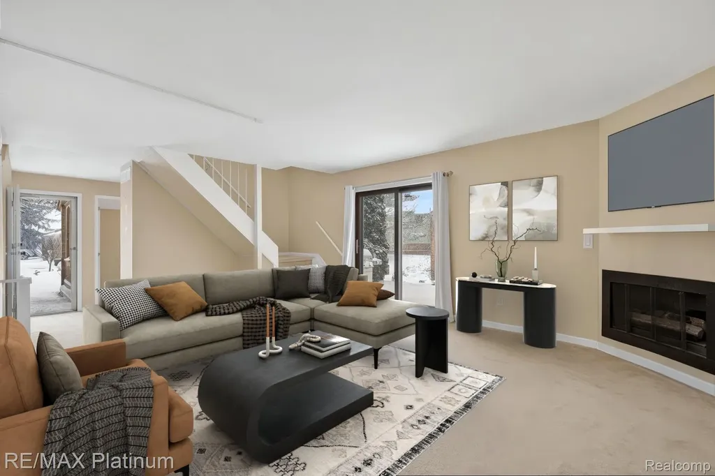 2927 Moon Lake Drive West Bloomfield Charter Township MI 48323