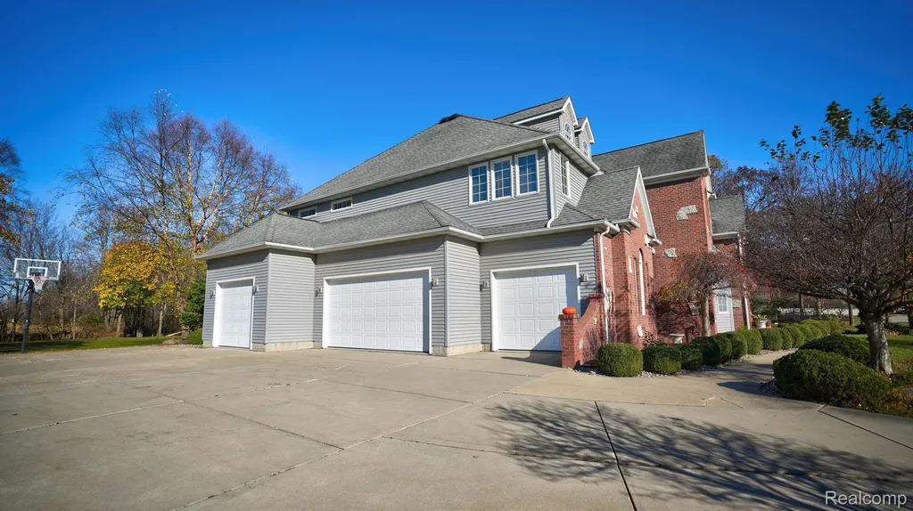 5280 O'connor Pass Mundy Township MI 48473