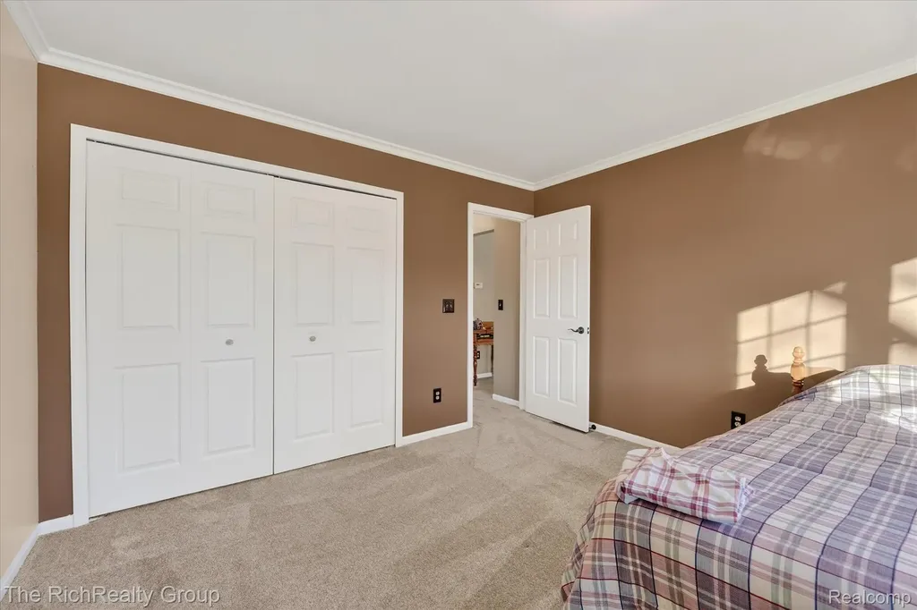 12116 Shenandoah Drive Green Oak Township MI 48178