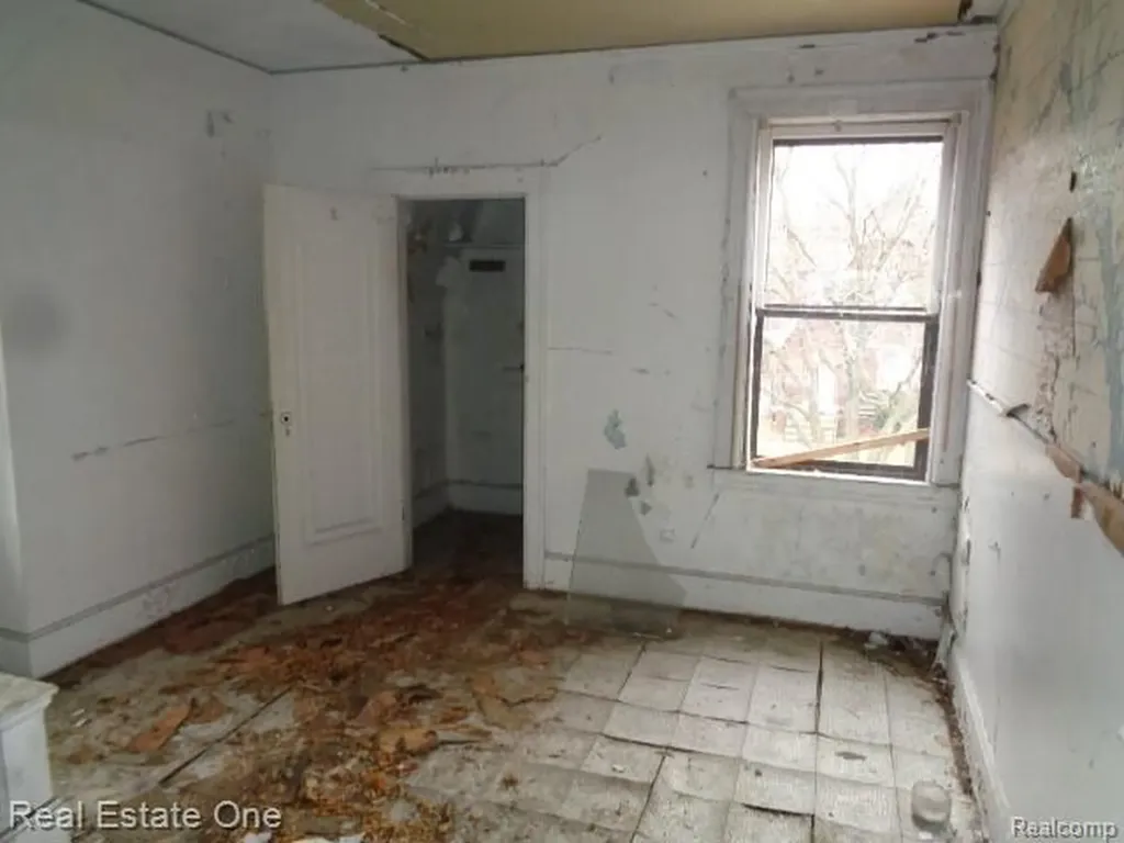 5776 Lakeview Street Detroit City MI 48213
