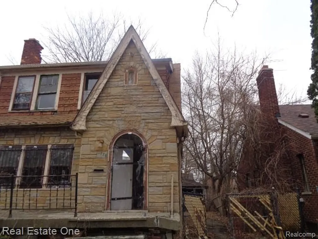 5776 Lakeview Street Detroit City MI 48213