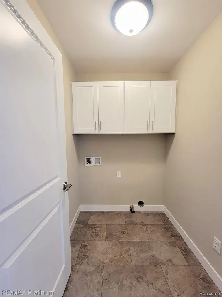 13107 Stony Brook Pass Fenton Charter Township MI 48451