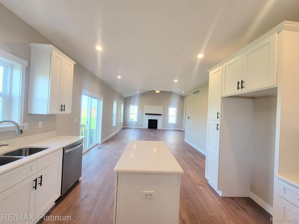13107 Stony Brook Pass Fenton Charter Township MI 48451