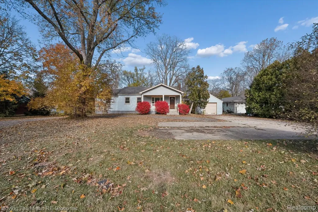 41190 Savage Road Van Buren Charter Township MI 48111