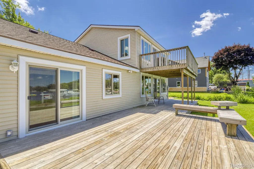 1794 S Hughes Road Brighton Township MI 48114
