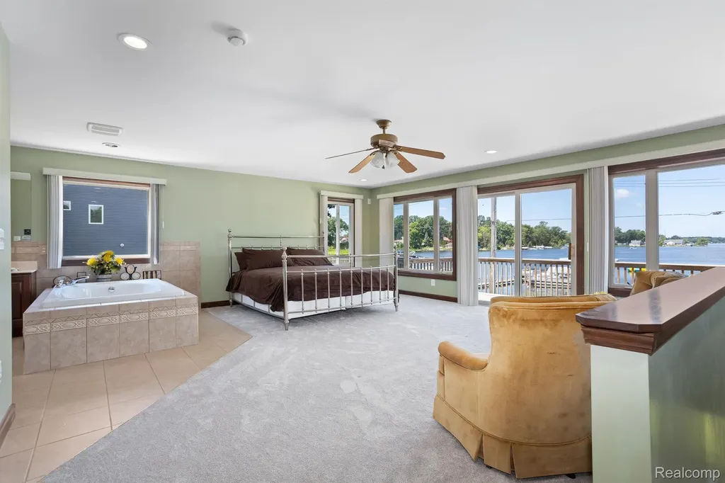 1794 S Hughes Road Brighton Township MI 48114