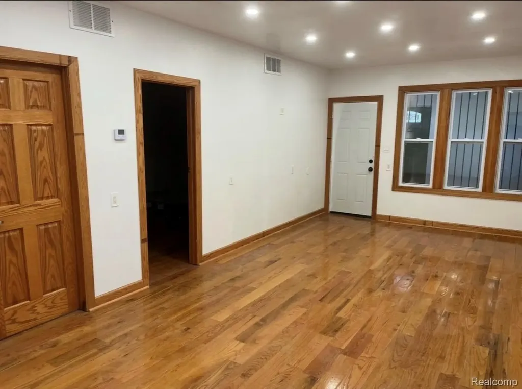 17333 Fenelon Street Detroit City MI 48212