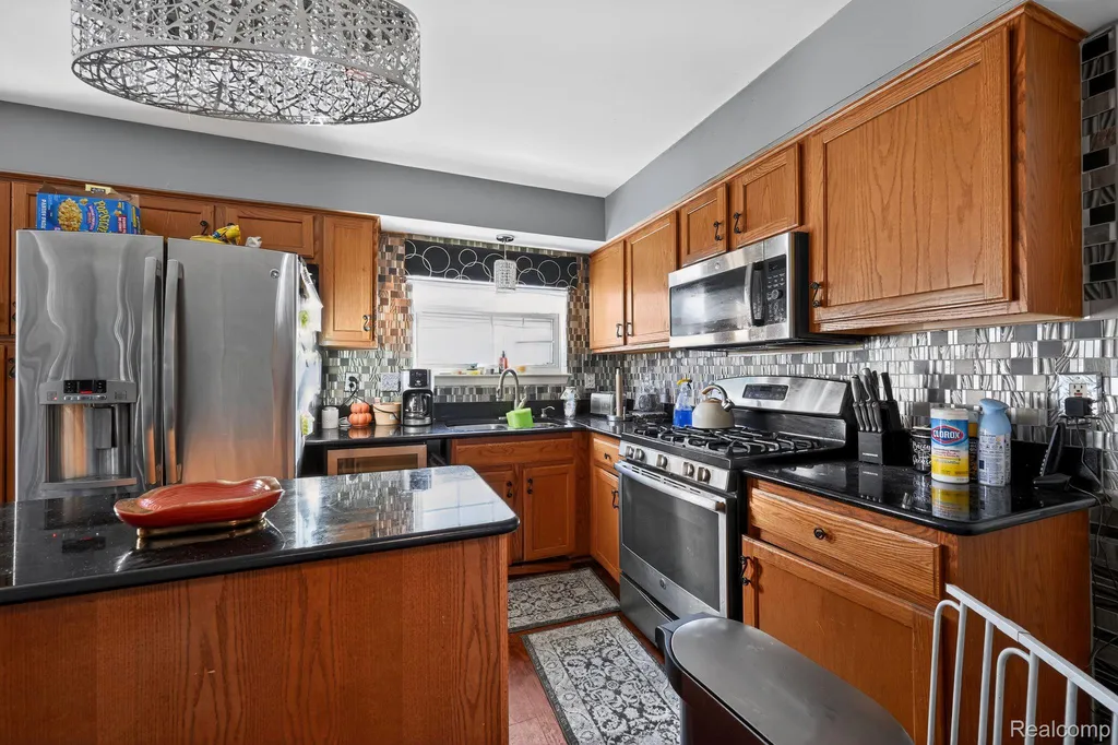 15333 Brookside Drive Van Buren Charter Township MI 48111