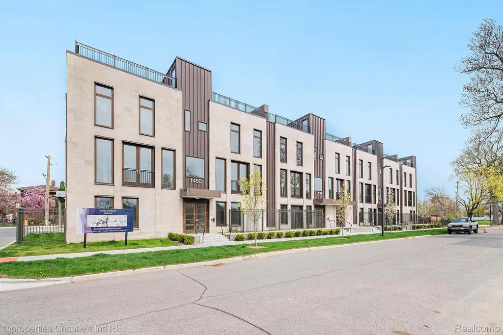 1450 Townsend Street Detroit City MI 48214