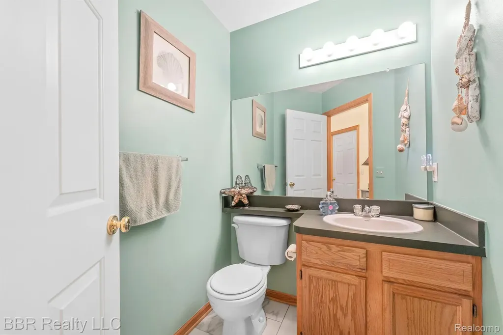 5485 Greenway Drive Trenton City MI 48183
