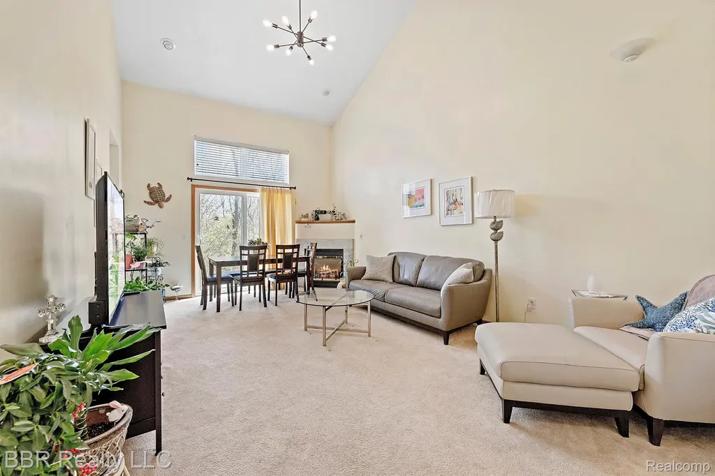 5485 Greenway Drive Trenton City MI 48183