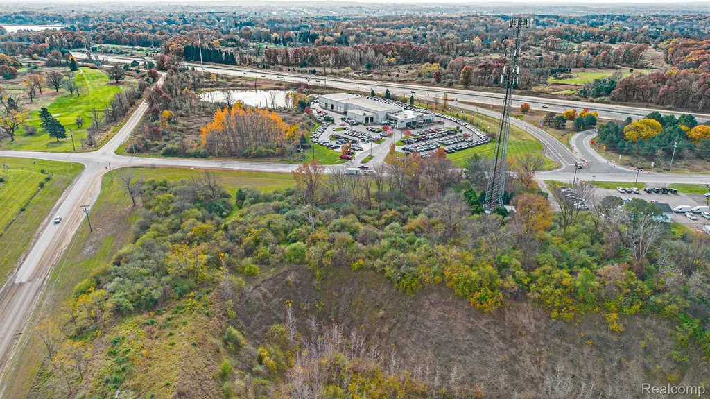 8815 E Holly Road Springfield Charter Township MI 48442
