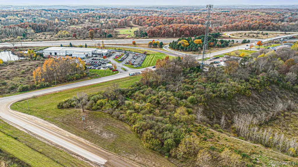 8815 E Holly Road Springfield Charter Township MI 48442