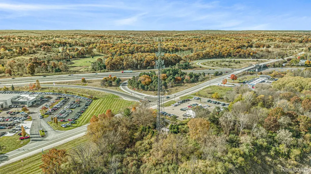 8815 E Holly Road Springfield Charter Township MI 48442