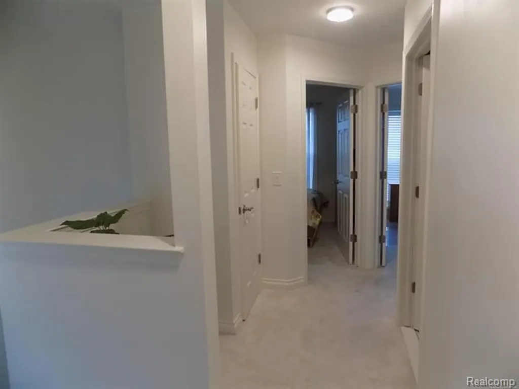 36225 Dominion Circle Sterling Heights City MI 48310