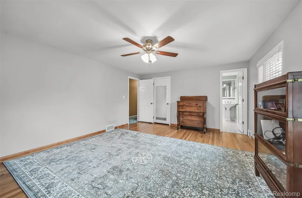100 Overhill Road Bloomfield Hills City MI 48301