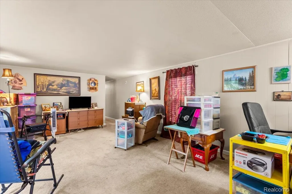 3723 Pinoak Street Brandon Charter Township MI 48348