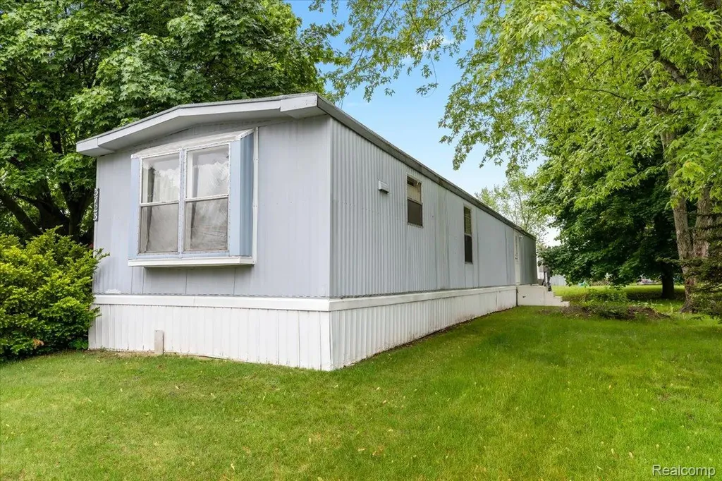 3723 Pinoak Street Brandon Charter Township MI 48348