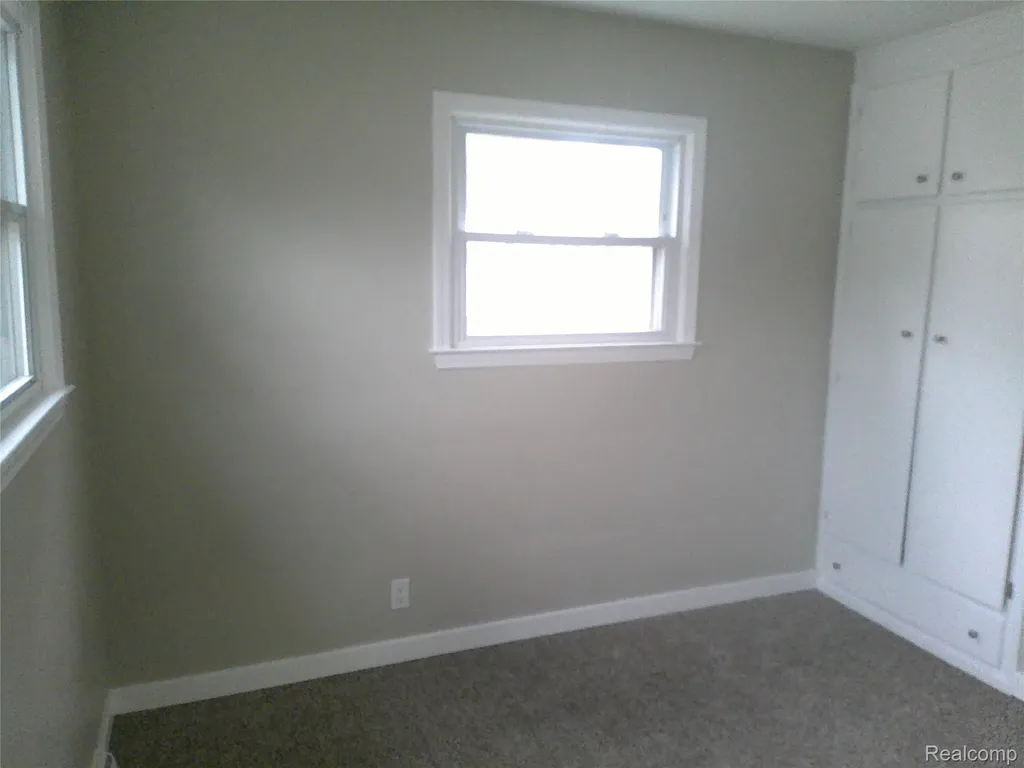 4502 Huckleberry Lane Flint City MI 48507