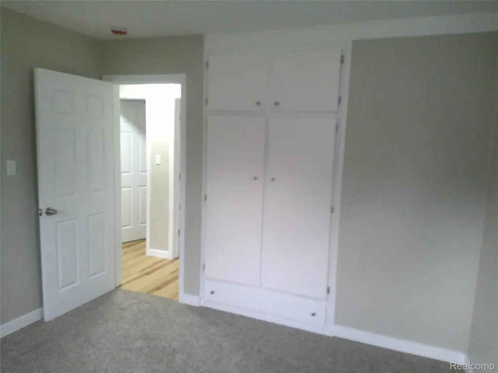 4502 Huckleberry Lane Flint City MI 48507