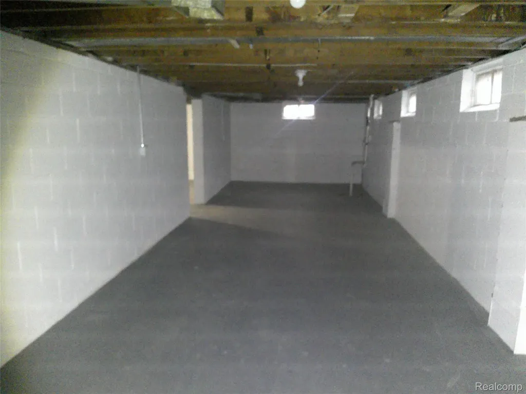 4502 Huckleberry Lane Flint City MI 48507