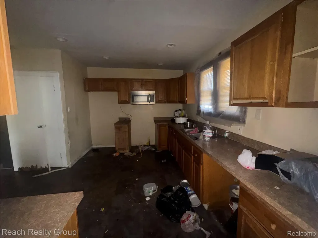15326 Rutherford Street Detroit City MI 48227