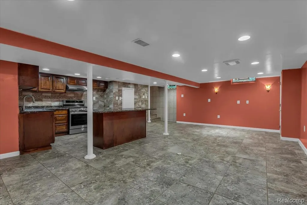 3511 Elizabeth Street Melvindale City MI 48122