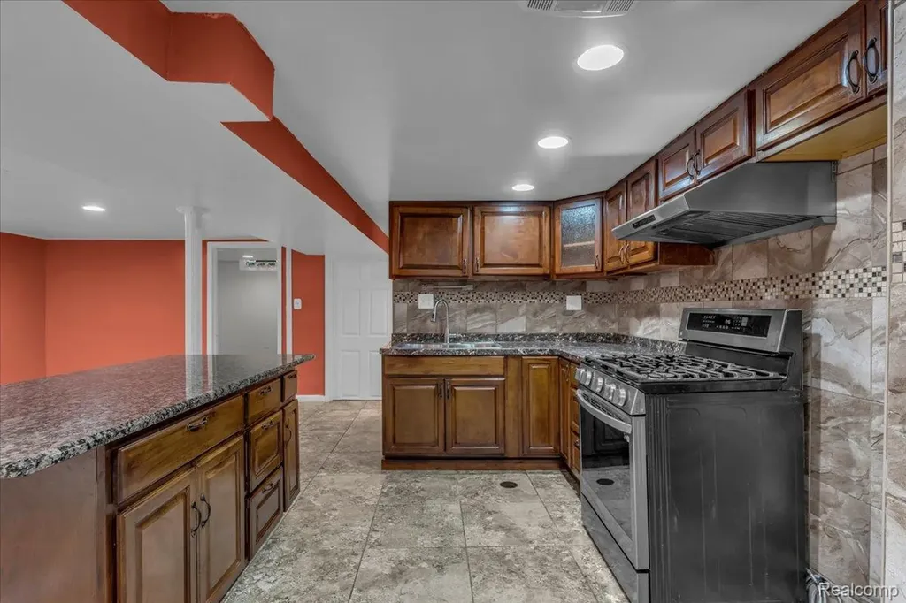 3511 Elizabeth Street Melvindale City MI 48122