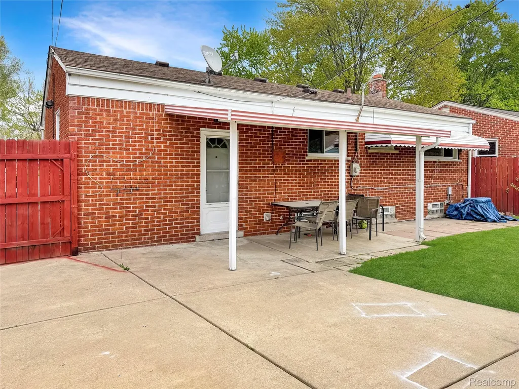 3511 Elizabeth Street Melvindale City MI 48122