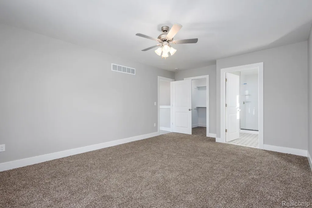 2367 Baltimore Davison City MI 48423