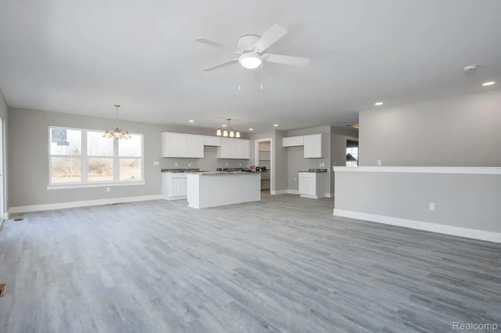 2367 Baltimore Davison City MI 48423