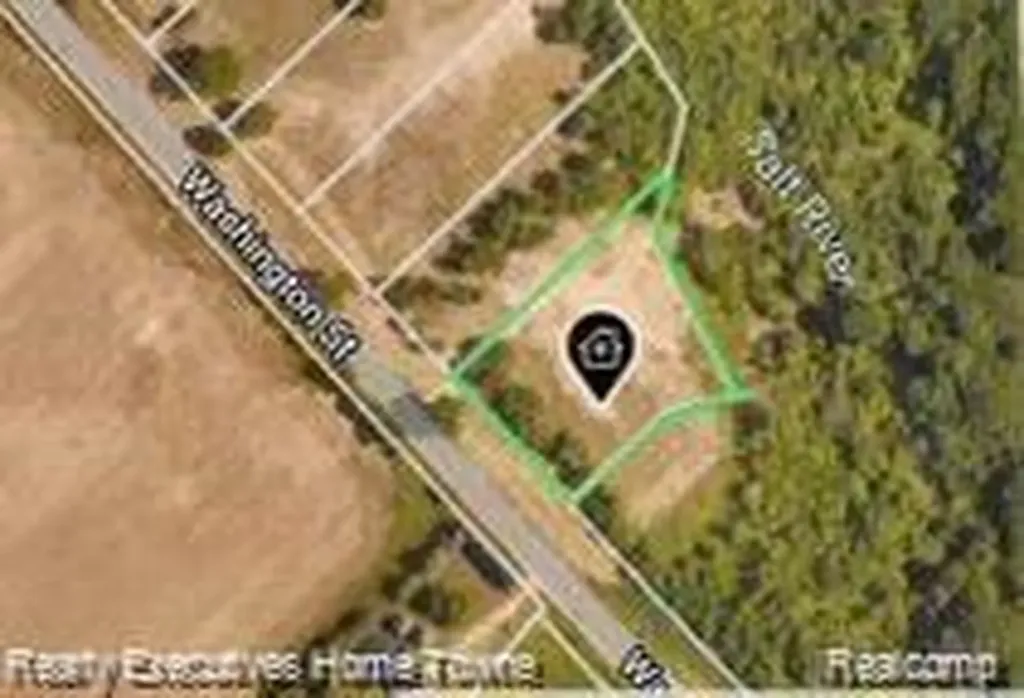 54620 Washington Chesterfield Township MI 48047
