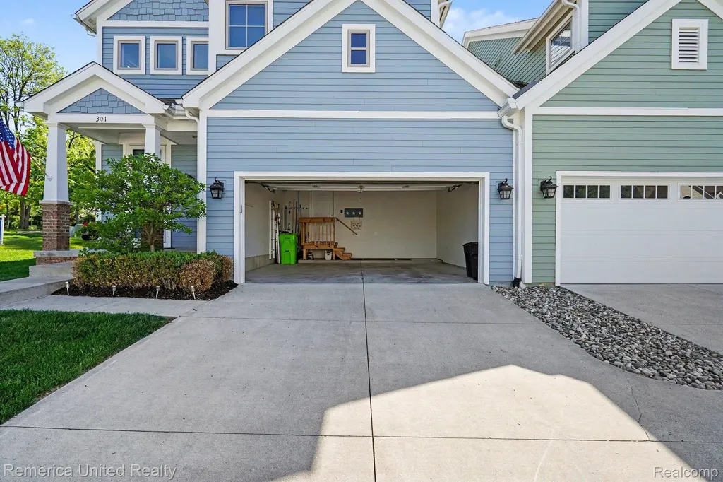 301 River Wood Trail Milford Village MI 48381