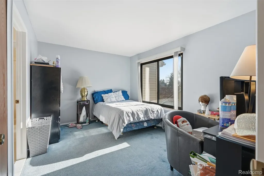 20148 Evergreen Meadows Road Southfield City MI 48076