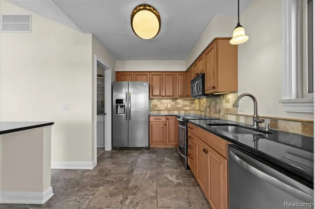 738 S Milford Road Milford Village MI 48381