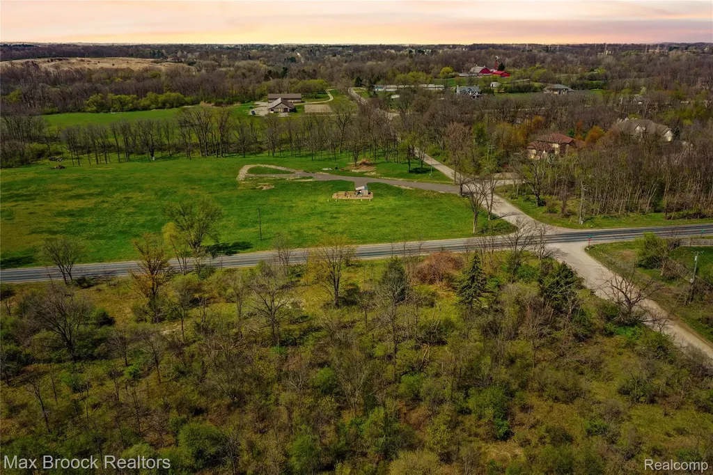5024 E Joy Road Superior Charter Township MI 48105