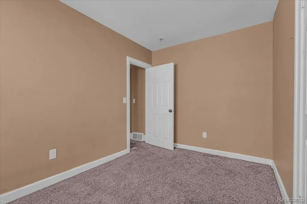 11368 Nardin Drive Detroit City MI 48204
