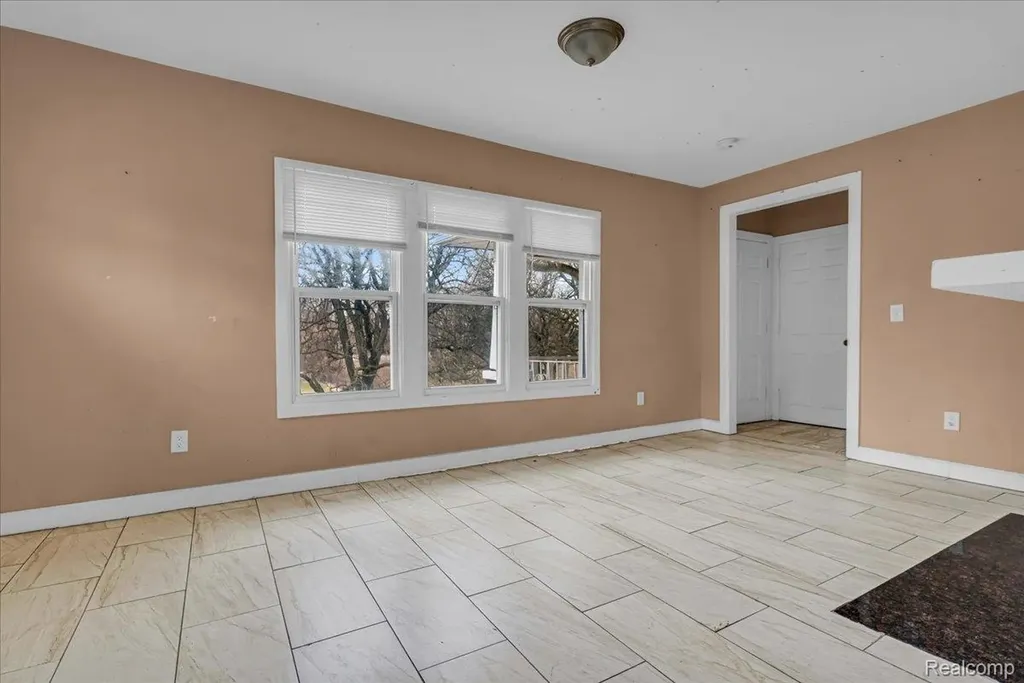 11368 Nardin Drive Detroit City MI 48204