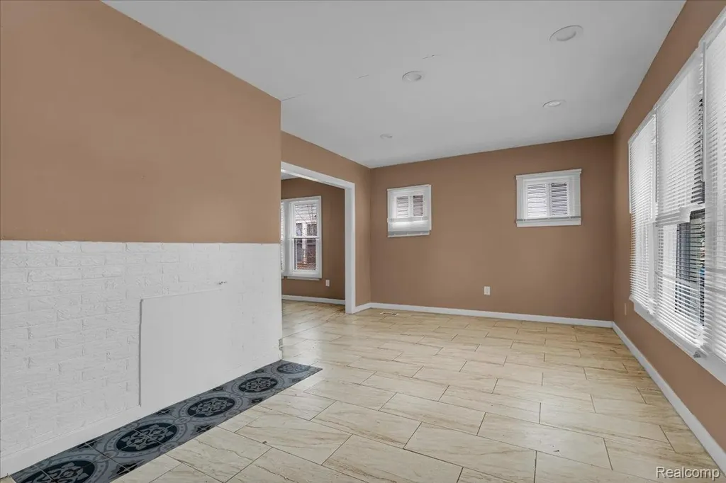 11368 Nardin Drive Detroit City MI 48204