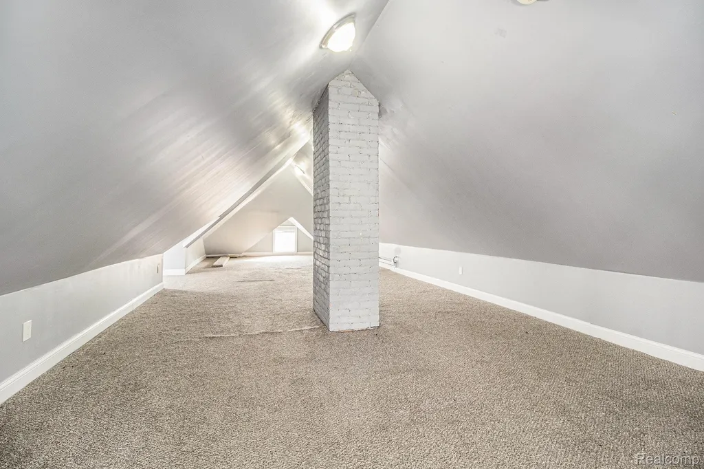 595 Belmont Street Detroit City MI 48202