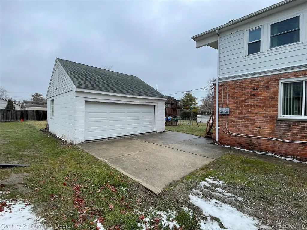 23443 Donaldson Street Clinton Charter Township MI 48035