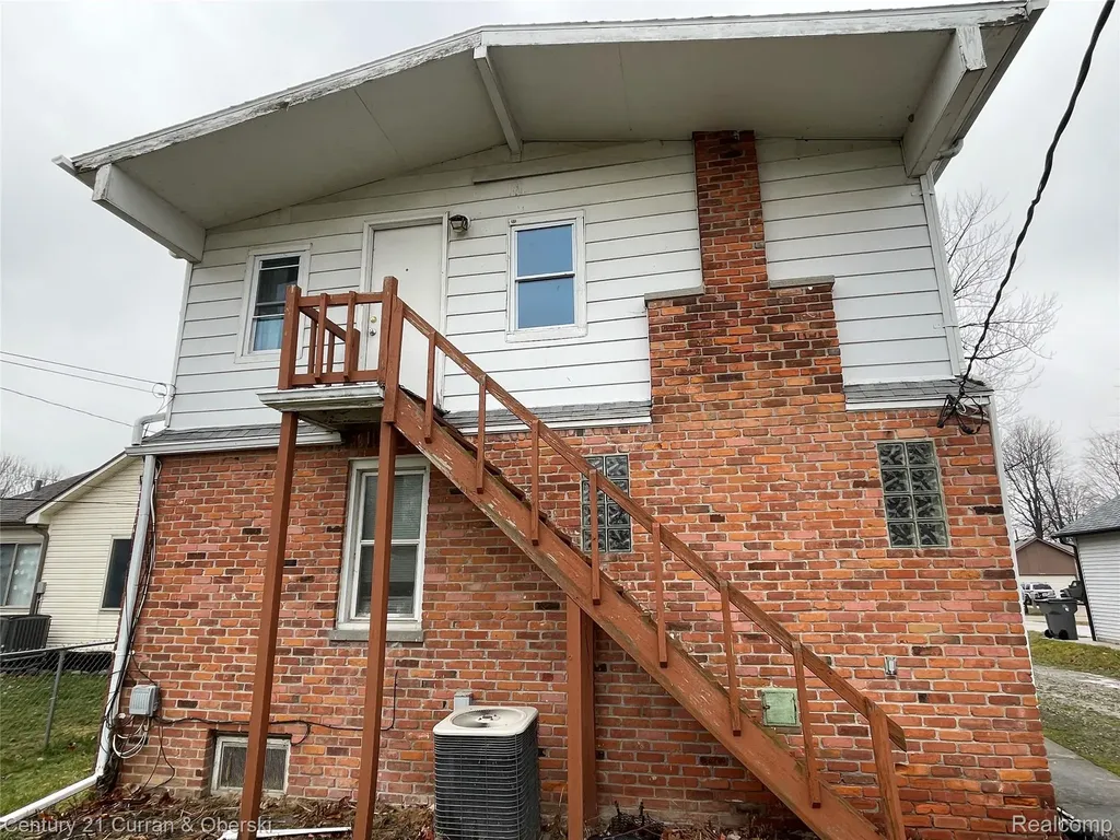 23443 Donaldson Street Clinton Charter Township MI 48035